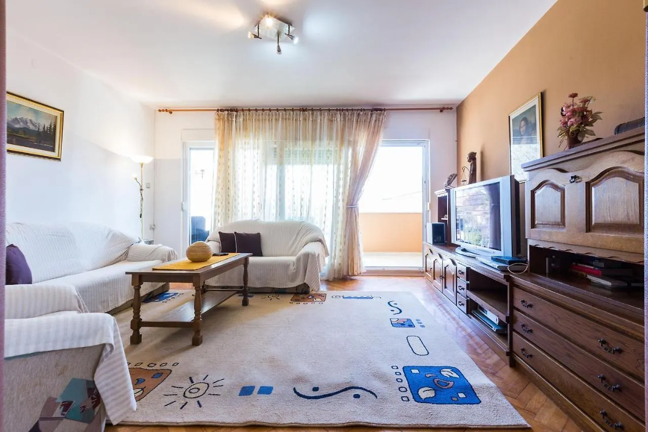 Oleander Apartment Bibinje